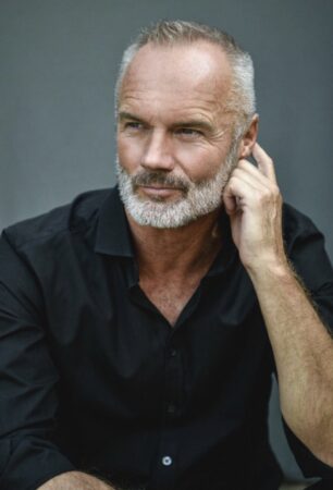 Paul Robinson